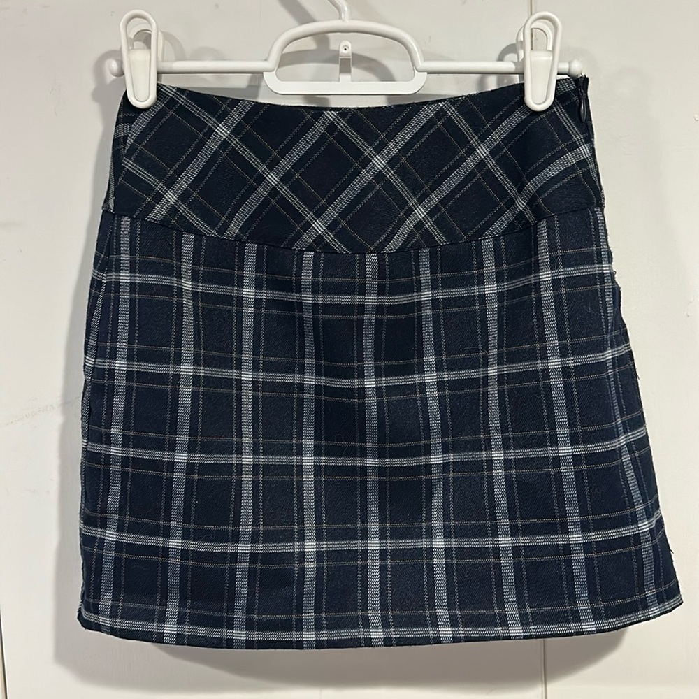 Katie J NYC Girls Skirt 🏙️